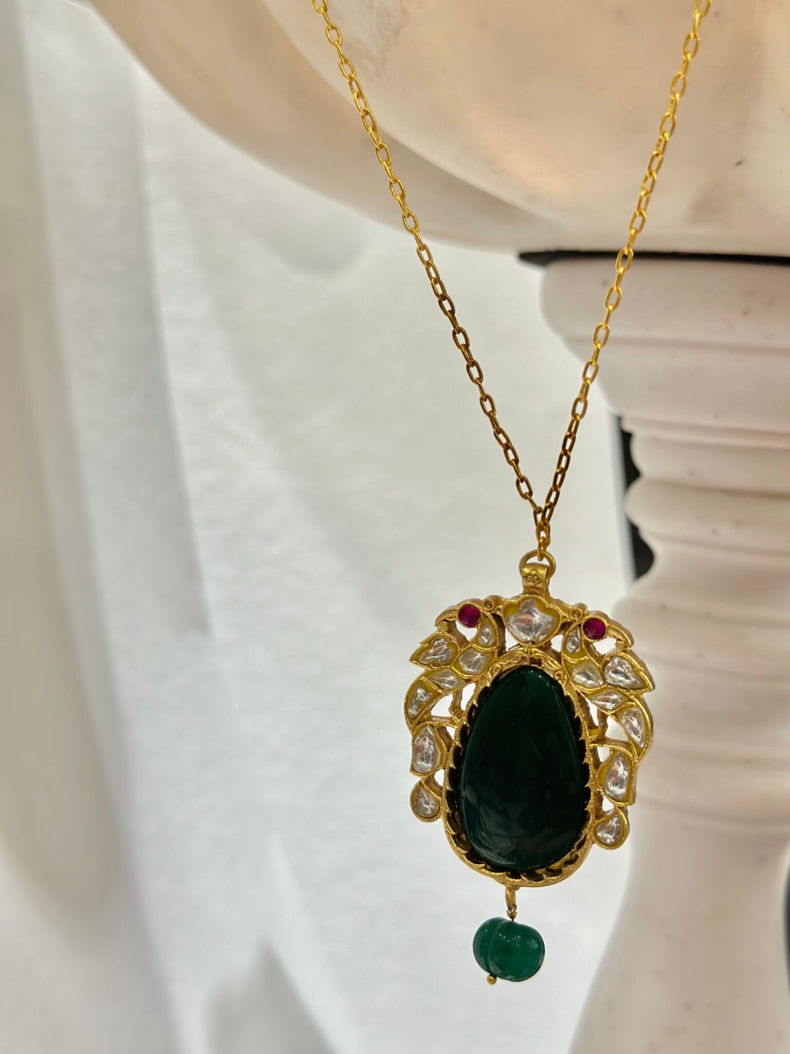 Rooh Pendant – Illuminate Jewellery
