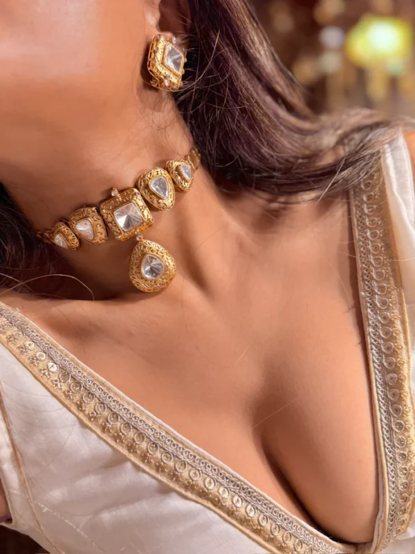 Rubai Choker